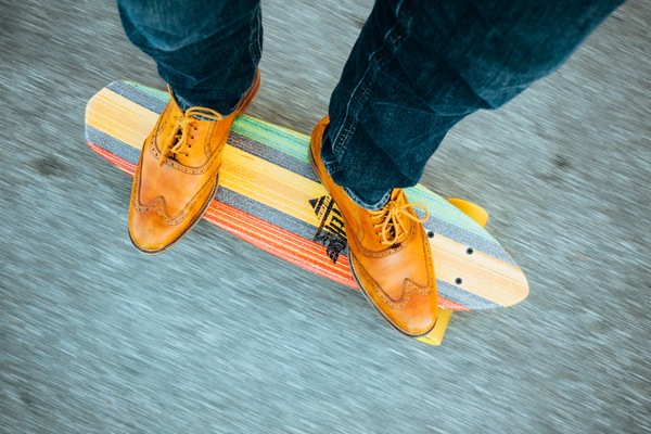 feet-hipster-longboard-skateboard.jpg